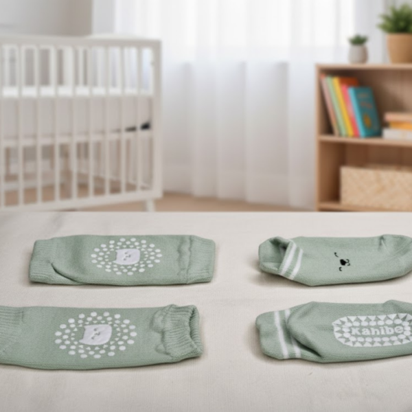 Anti-Slip Baby Knee Pads and Socks Set for Crawling and Walking 6 month Plus (Mint Green)