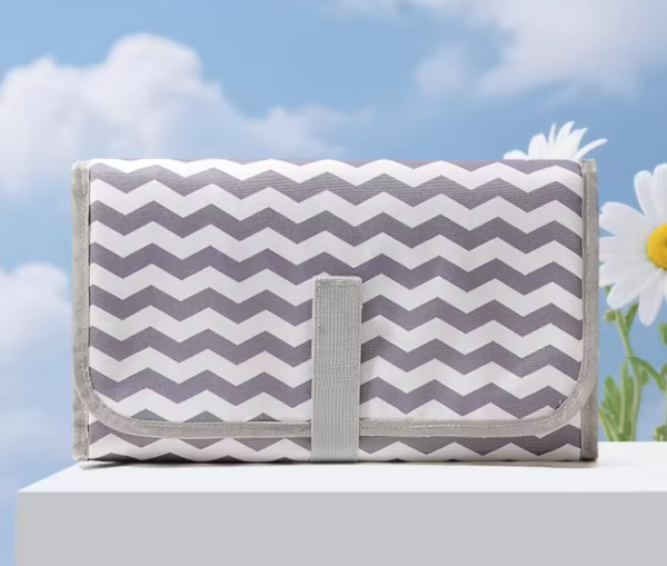 Portable Diaper Changing Pad Bag : Zigzag (Size 23.5*13.6 Inch)